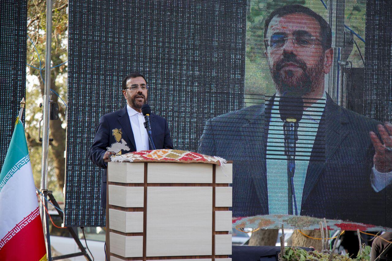 استاندار فارس: جوهره وقف، گره‌گشایی از مردم است؛ لزوم مولدسازی ثروت موقوفات