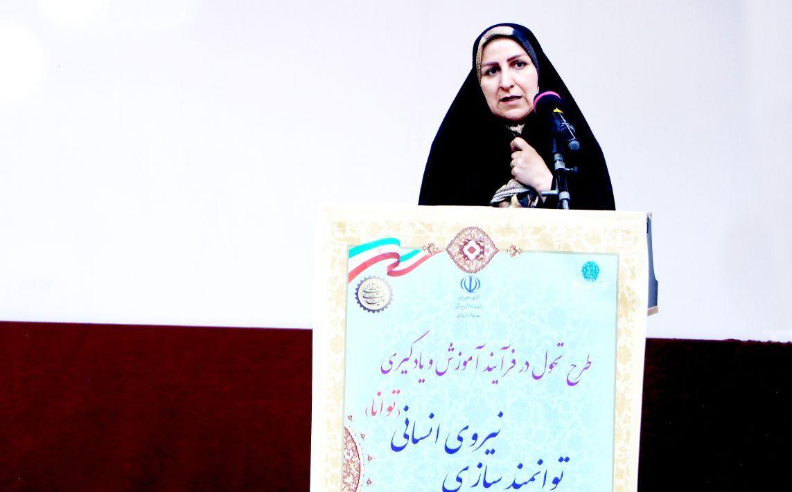 معلمان زنجان در مسیر نوآوری آموزشی پیشگام‌اند