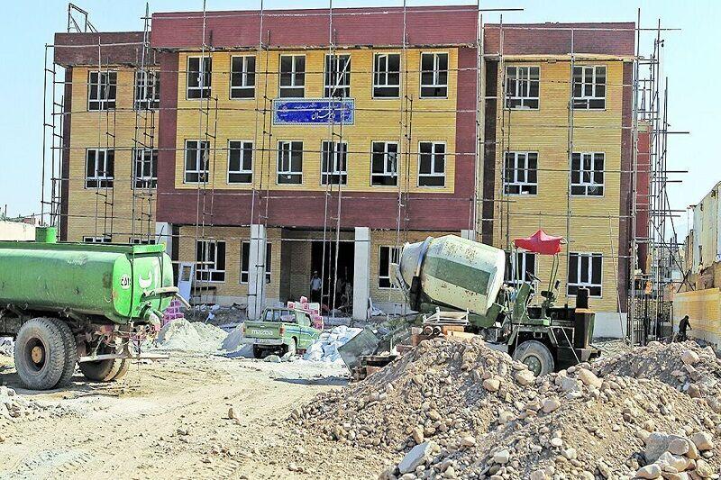 ۳۰ مدرسه در الیگودرز بازسازی شد