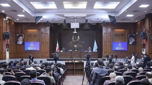 فیلم/ مجادله وکلا بر سر نقش منافقین در جنگ ۱۲ روزه